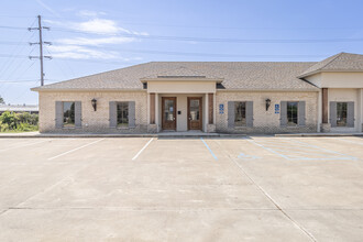 2014 Tower Dr, Monroe, LA for rent Building Photo- Image 1 of 25