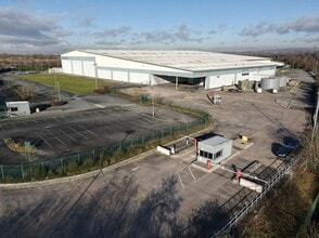 1 Alexandra St, Ashton Under Lyne to rent Building Photo- Image 1 of 5