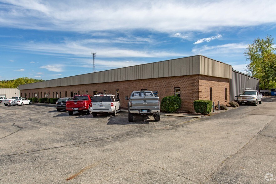 400-460 Fame Rd, Dayton, OH for sale - Primary Photo - Image 1 of 14