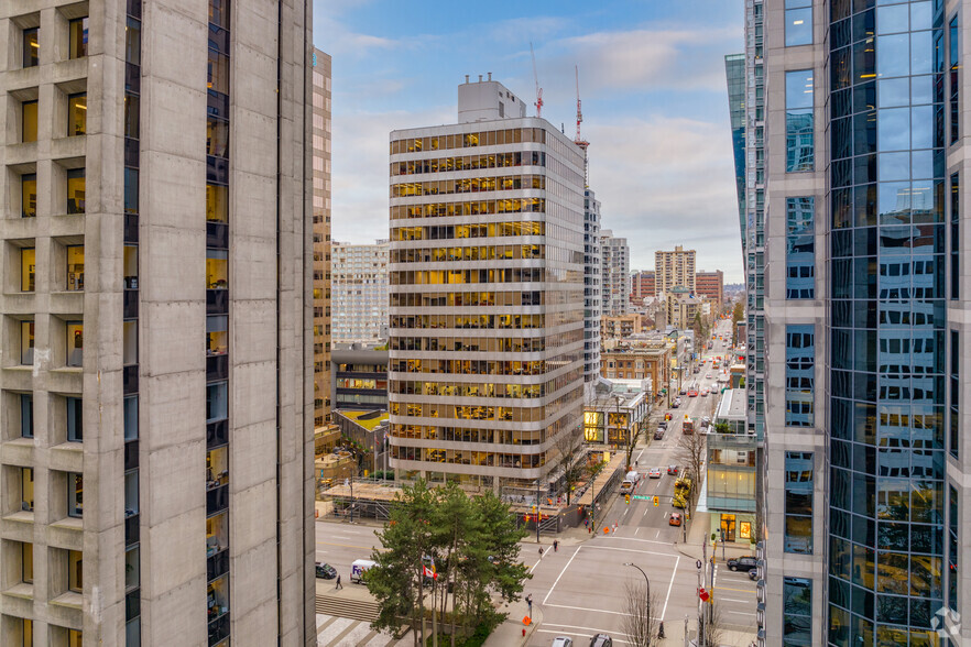 1090 W Georgia St, Vancouver, BC for rent - Building Photo - Image 3 of 5