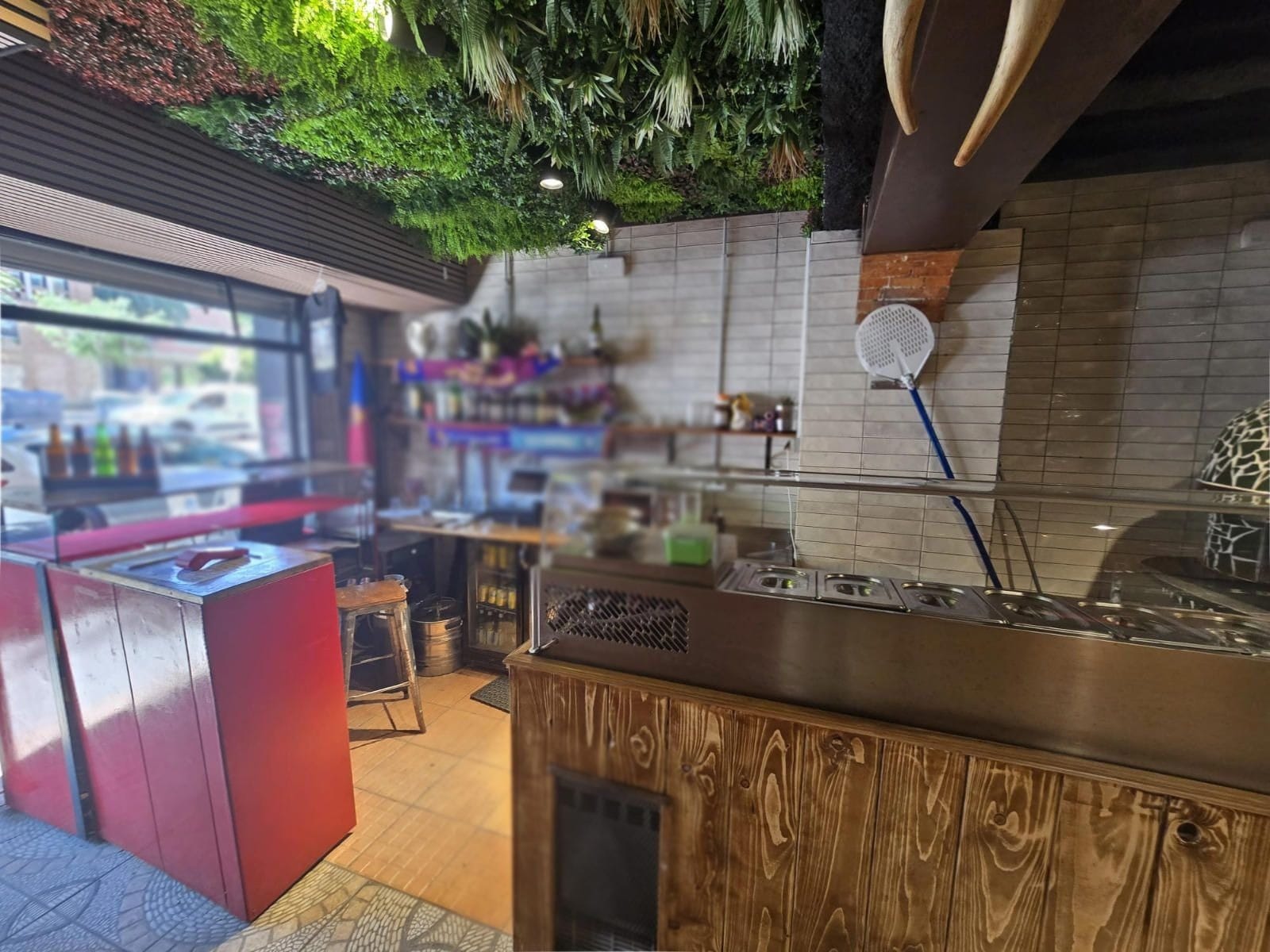 Retail in Barcelona, Barcelona to rent Interior Photo- Image 1 of 3