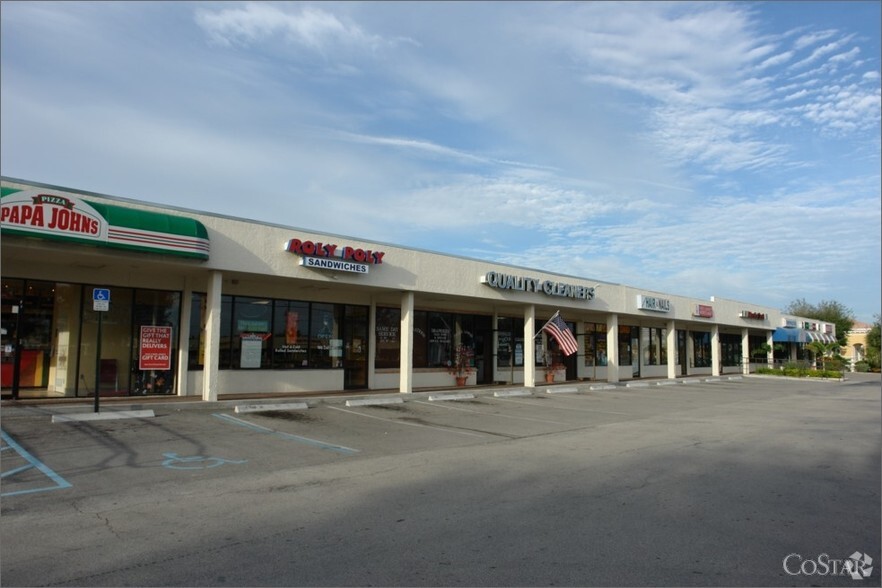 1920-1960 SE Federal Hwy, Stuart, FL for rent - Building Photo - Image 2 of 6