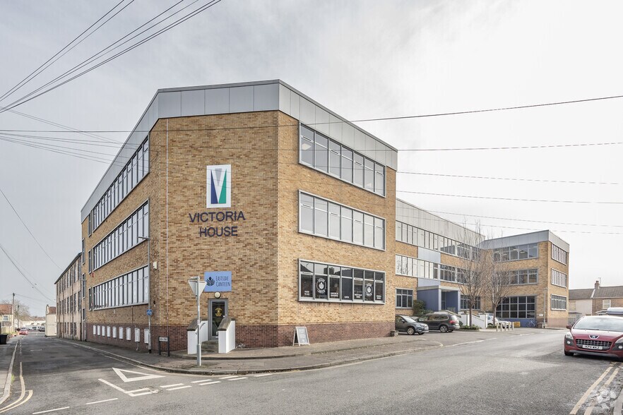 Victoria St, Taunton for sale - Primary Photo - Image 1 of 1