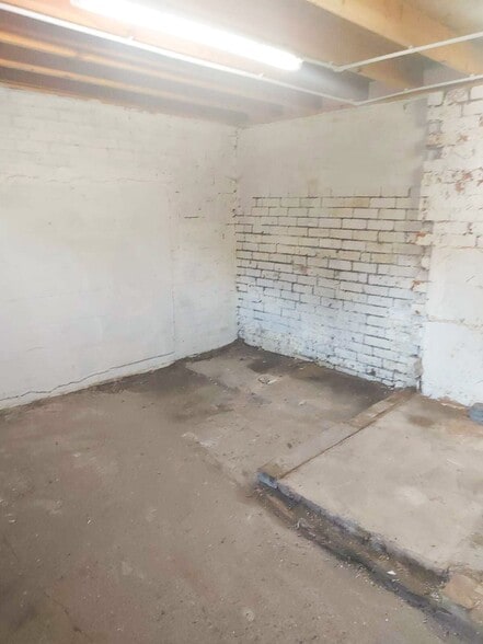 58 High St, Lincoln to rent - Building Photo - Image 3 of 5
