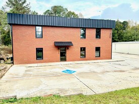 130 Robinson Dr, Fayetteville GA - Commercial Property