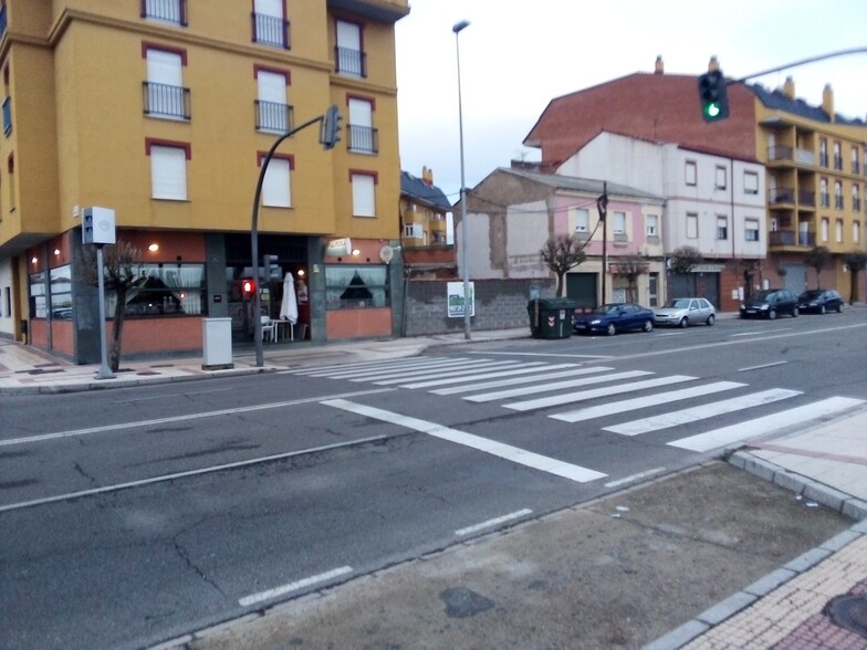 Land in León, León for sale - Building Photo - Image 2 of 2