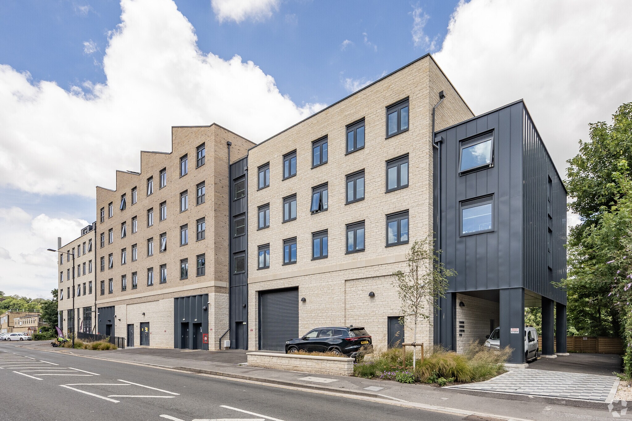 Rackfield Pl, Bath to rent Primary Photo- Image 1 of 10
