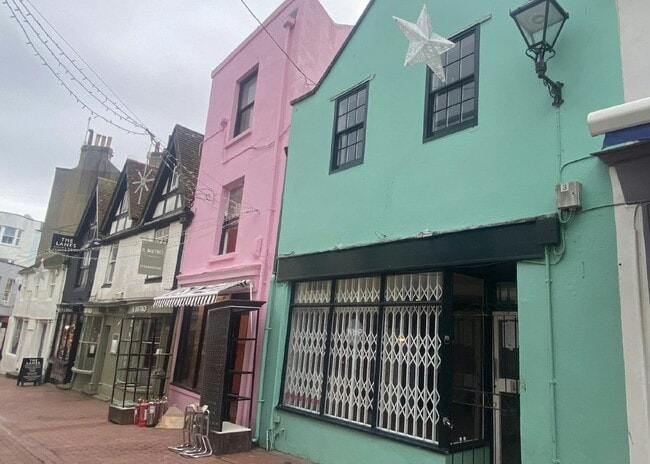 More details for 9 Market St, Brighton - Retail to Rent