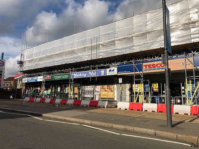 402 Kenton Ln, Harrow for sale Primary Photo- Image 1 of 1