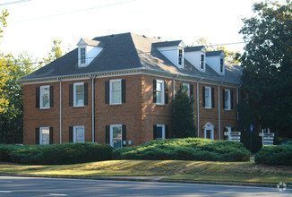 10929 Crabapple Rd, Roswell, GA for sale Primary Photo- Image 1 of 1