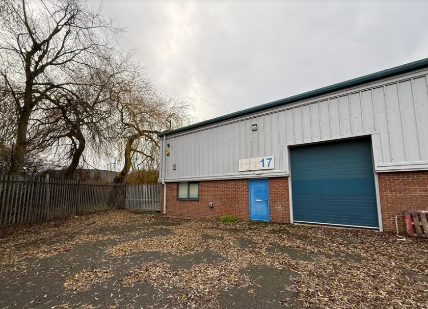 Brindley Rd, Hinckley to rent Building Photo- Image 1 of 4