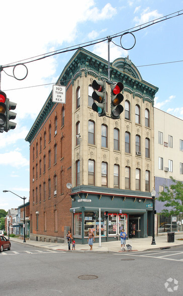 399 Main St, Poughkeepsie, NY for sale - Primary Photo - Image 1 of 1