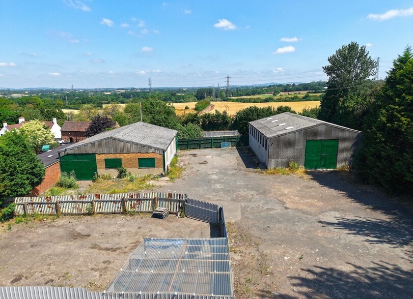 Chadwick Bank, Stourport On Severn for sale - Building Photo - Image 3 of 12