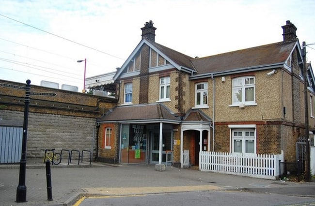 More details for 1 Ferry Rd, Benfleet - Retail to Rent