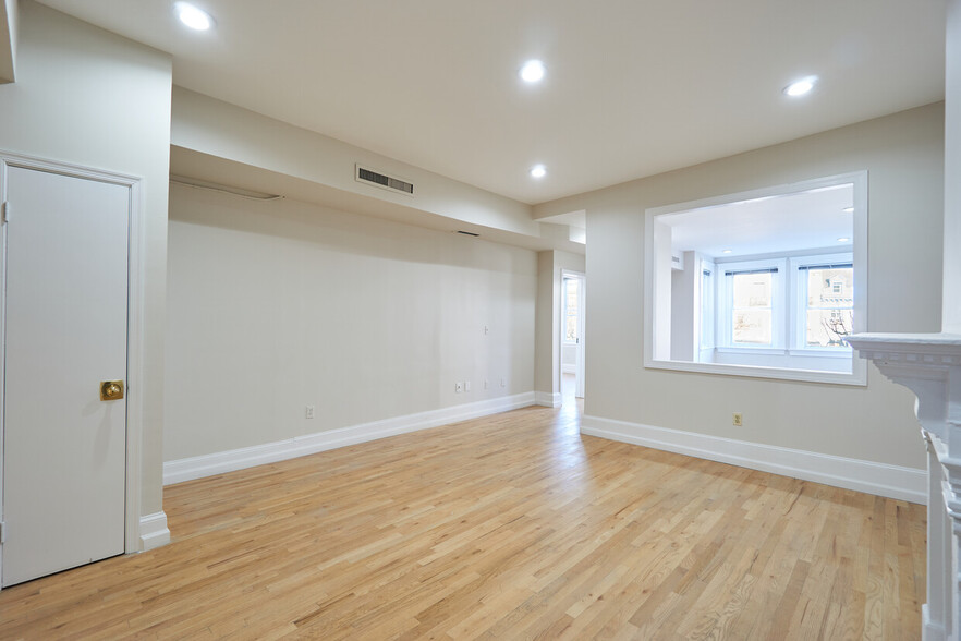 1608 20th St NW, Washington, DC for rent - Building Photo - Image 3 of 19