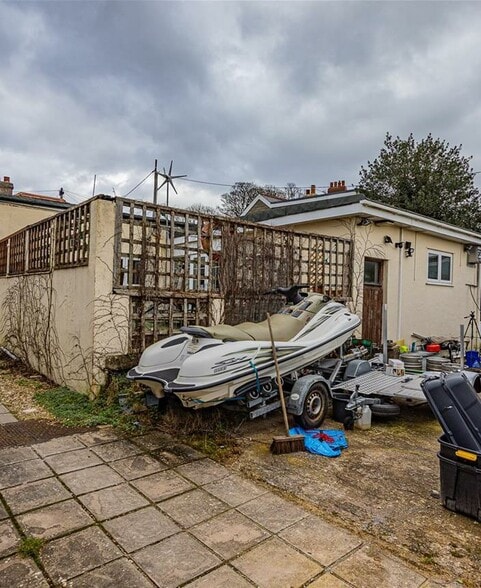 90 South Rd, Penarth to rent - Building Photo - Image 1 of 4
