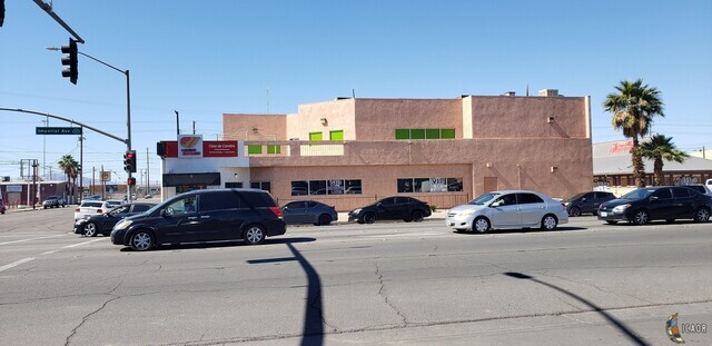 501 S Imperial Ave, Calexico, CA for sale - Primary Photo - Image 1 of 1