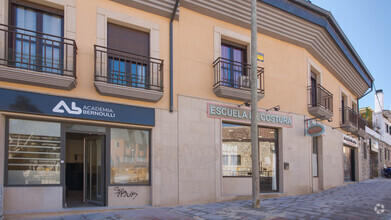 Plaza Epifanio Velasco, 1, Torrelodones, Madrid for rent Interior Photo- Image 1 of 1