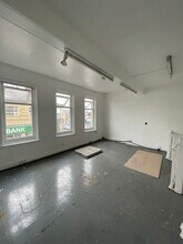 25-27 Peel St, Accrington to rent Interior Photo- Image 2 of 4