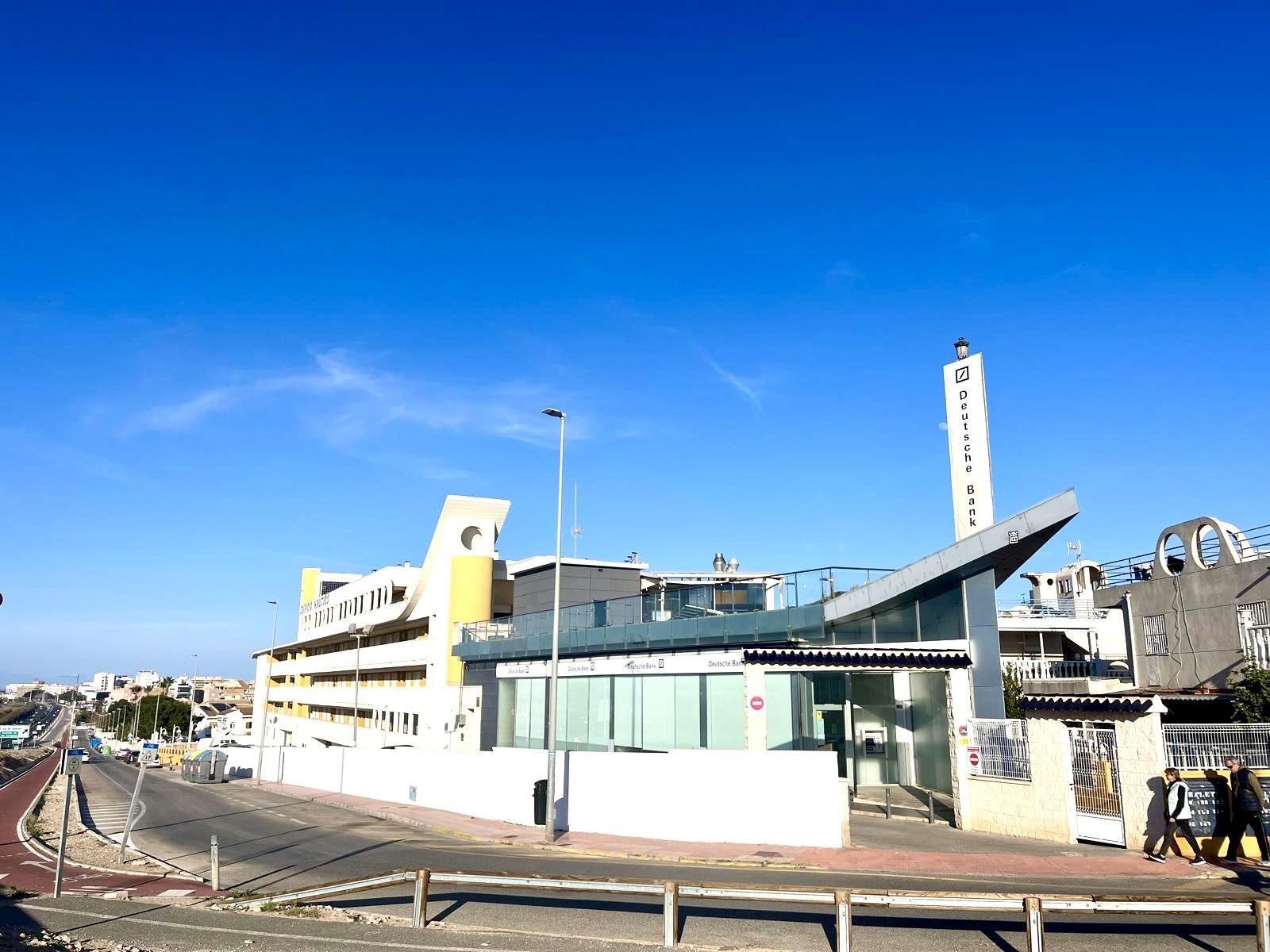 Retail in Torrevieja for sale Building Photo- Image 1 of 10