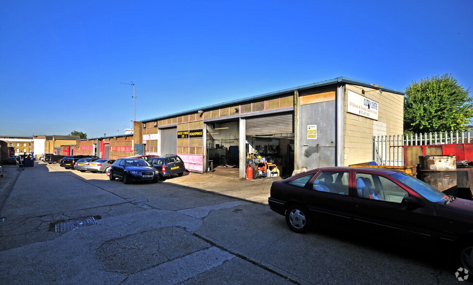 149 Roman Way, London for sale - Primary Photo - Image 1 of 1