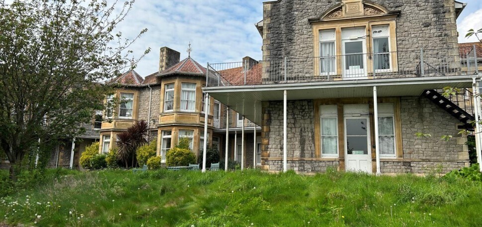 West St, Axbridge for sale Primary Photo- Image 1 of 1