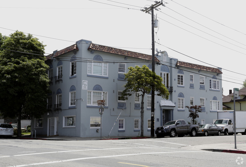 1900-1908 Alcatraz Ave, Berkeley, CA for rent - Primary Photo - Image 1 of 3