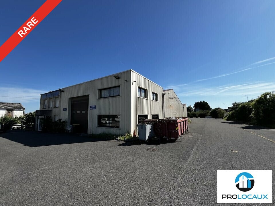 Light Industrial in Lagny-le-Sec for sale Building Photo- Image 1 of 12