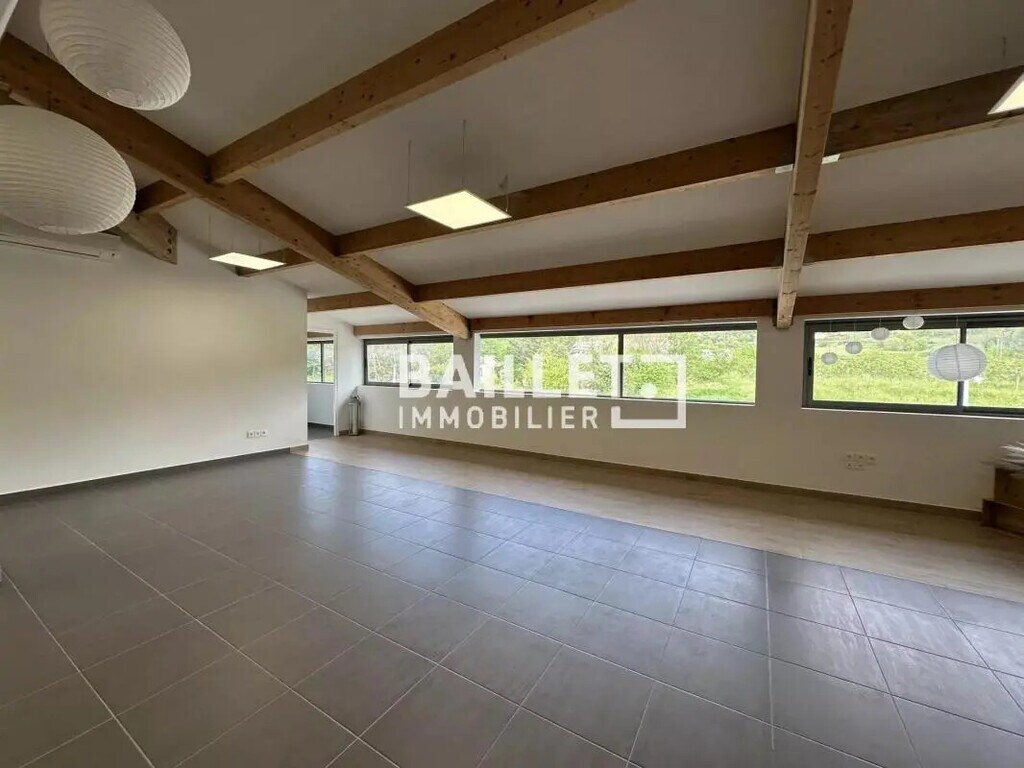 Location Bureaux 75 m² - Photo 1