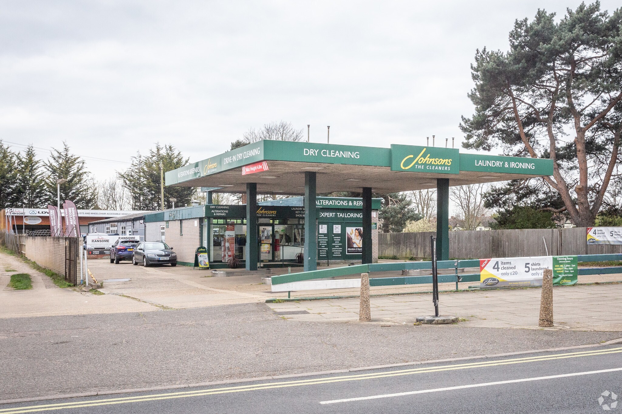 474 a Felixstowe Rd, Ipswich for sale Primary Photo- Image 1 of 1