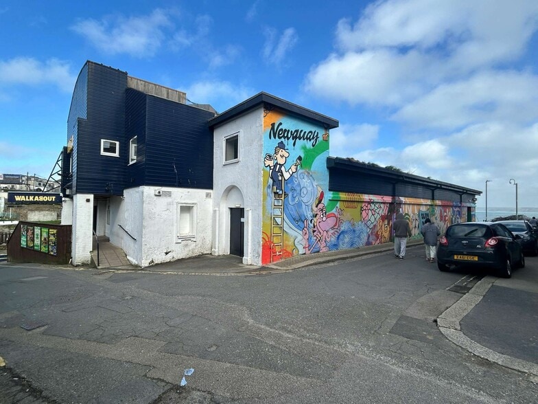 The Crescent, Newquay for sale - Building Photo - Image 2 of 21