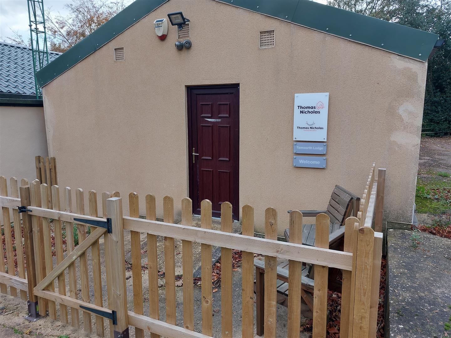 North Dr, Wartnaby to rent Building Photo- Image 1 of 14