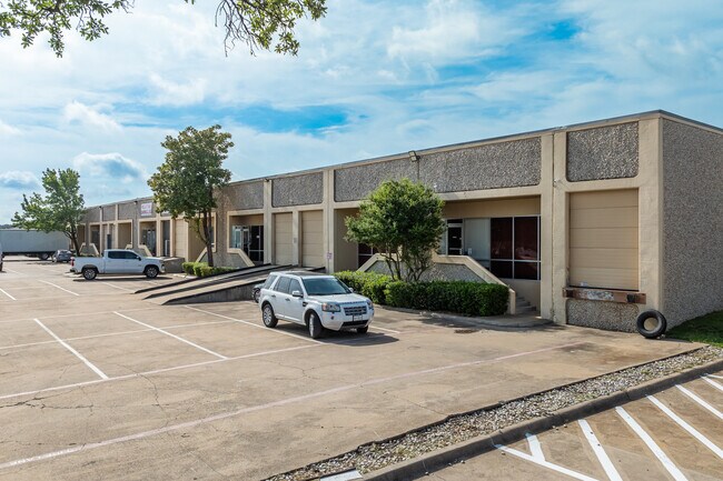 More details for 3109 Garden Brook Dr, Farmers Branch, TX - Industrial to Rent