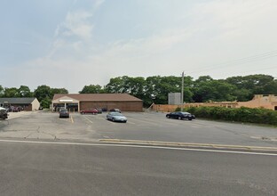 198 Buttonwoods Ave, Warwick, RI for sale Building Photo- Image 1 of 1