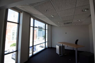 1135-317 S M St, Lincoln, NE to rent Interior Photo- Image 2 of 21