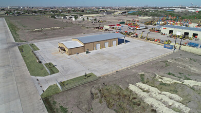 5560 Kingpin Dr, Corpus Christi, TX - aerial  map view