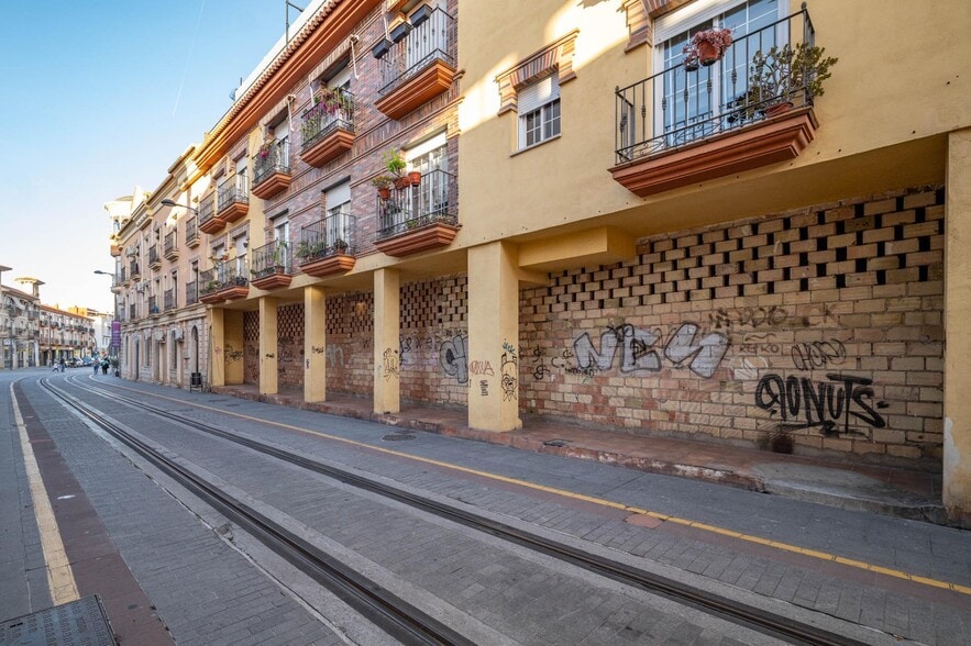 Calle Colón, 9, Armilla, Granada for sale - Building Photo - Image 2 of 20
