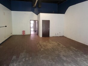 9419-9585 Slauson Ave, Pico Rivera, CA for rent Interior Photo- Image 2 of 7