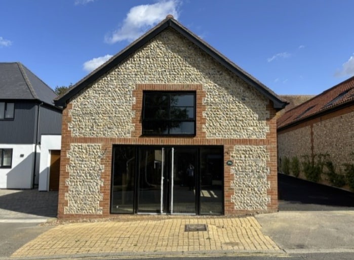 39A The Droveway, Hove to rent Primary Photo- Image 1 of 3
