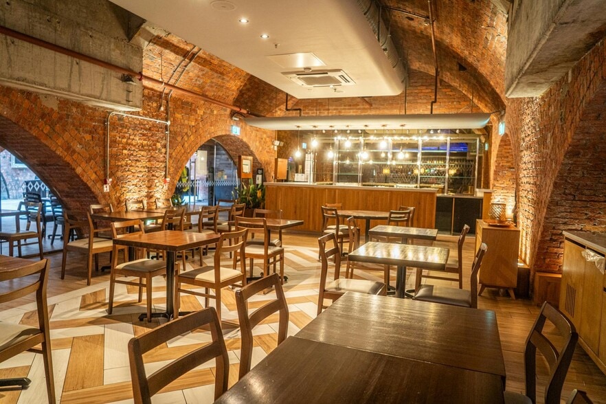 Market Pl, Bolton to rent - Interior Photo - Image 3 of 4