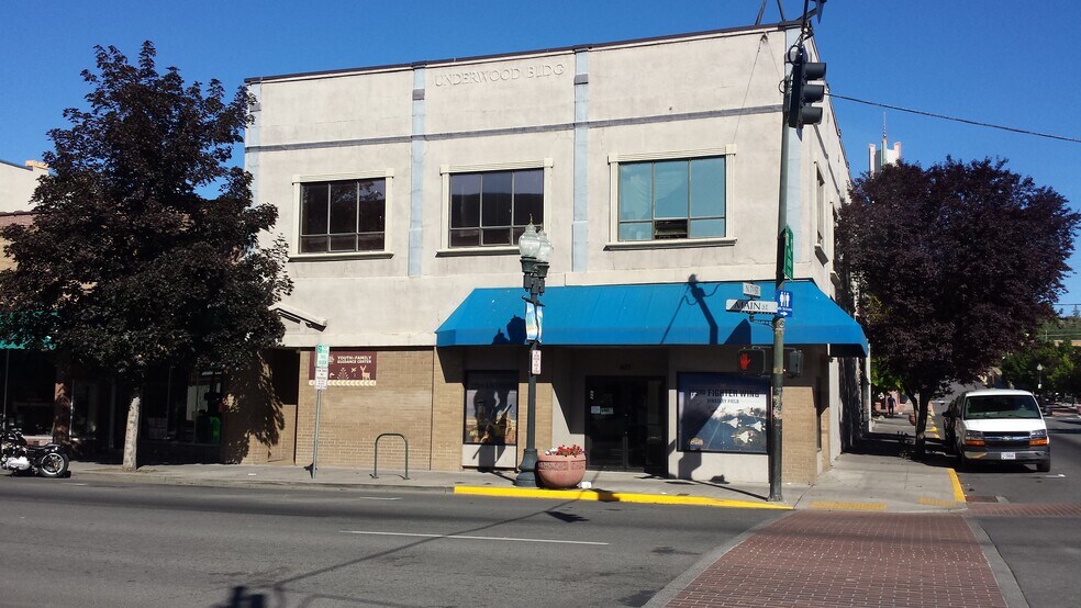 635 Main St, Klamath Falls, OR for rent - Building Photo - Image 1 of 3