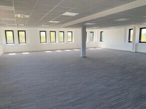 33 Avenue Du Docteur Georges Lévy, Vénissieux to rent Interior Photo- Image 1 of 7