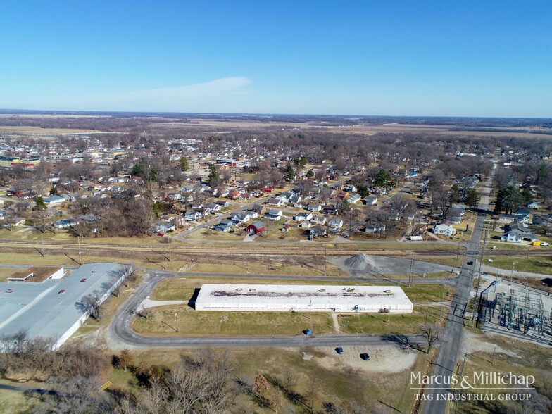 1015 W Jefferson St, Vandalia, IL for sale - Building Photo - Image 3 of 6