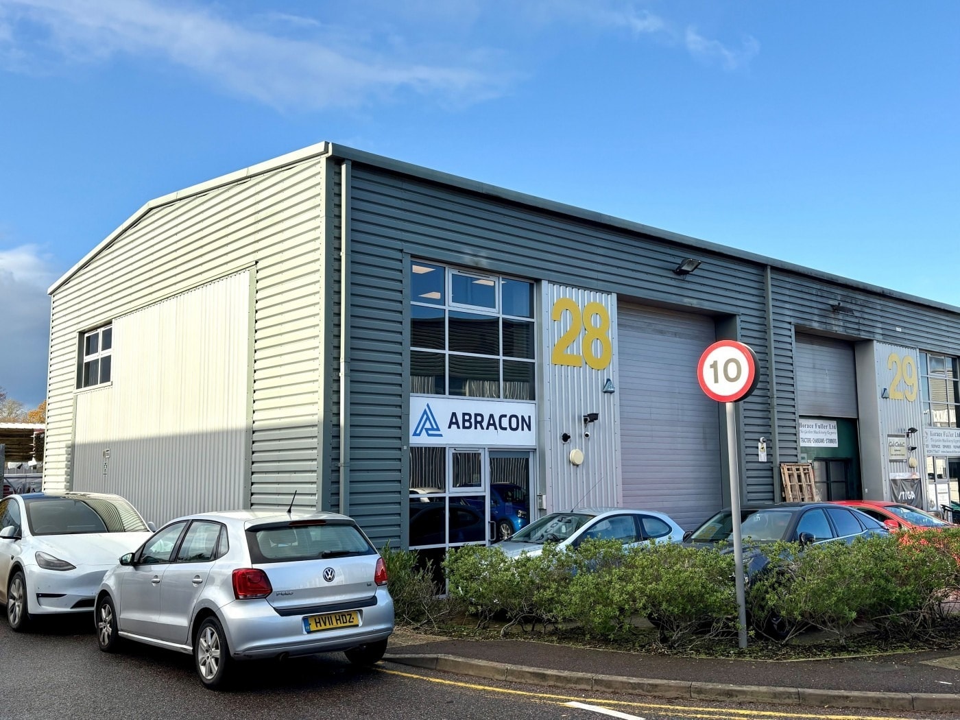 Unit 28 IO Centre Salbrook Rd, Salfords for sale Primary Photo- Image 1 of 6