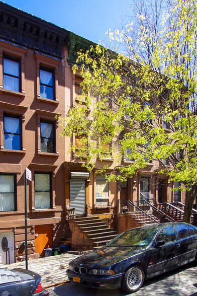 235 W 131st St, New York, NY for sale - Primary Photo - Image 1 of 1