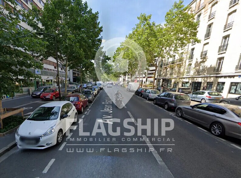 Retail in Boulogne-Billancourt to rent - Building Photo - Image 1 of 4