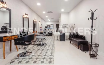 Retail in Barcelona, Barcelona to rent Interior Photo- Image 2 of 5