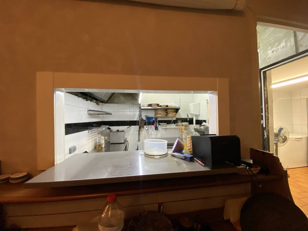 Retail in Barcelona, Barcelona to rent Interior Photo- Image 1 of 6