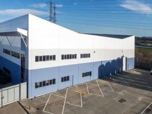 Millmarsh Ln, Enfield to rent - Building Photo - Image 2 of 3