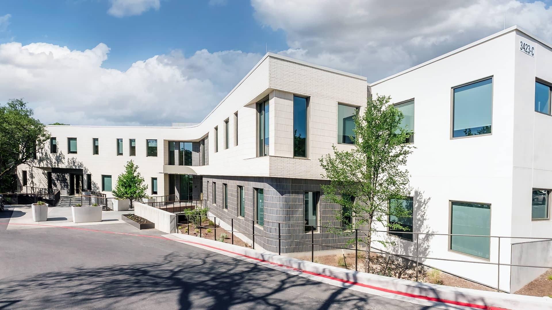 3423 Bee Caves Rd, Austin, TX to rent Building Photo- Image 1 of 8